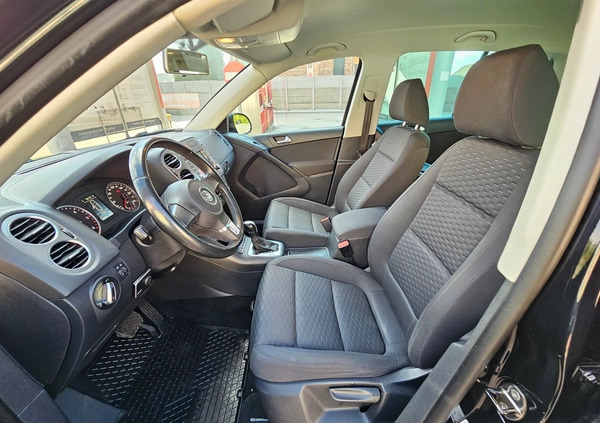 Volkswagen Tiguan cena 39990 przebieg: 198000, rok produkcji 2010 z Ozorków małe 301
